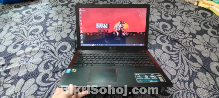 ASUS GAMING LAPTOP I GTX 950 | 8 GB RAM | 1TB |
